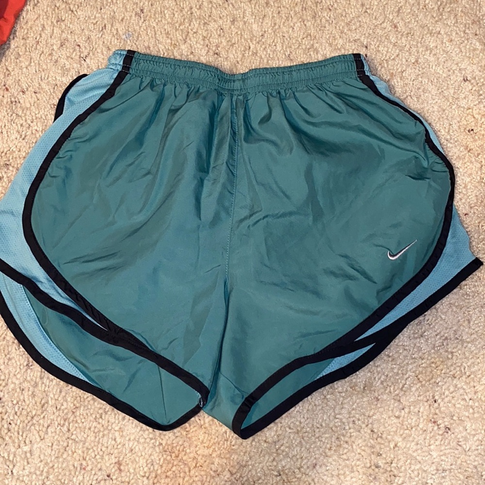 BLUE NIKE SHORTS